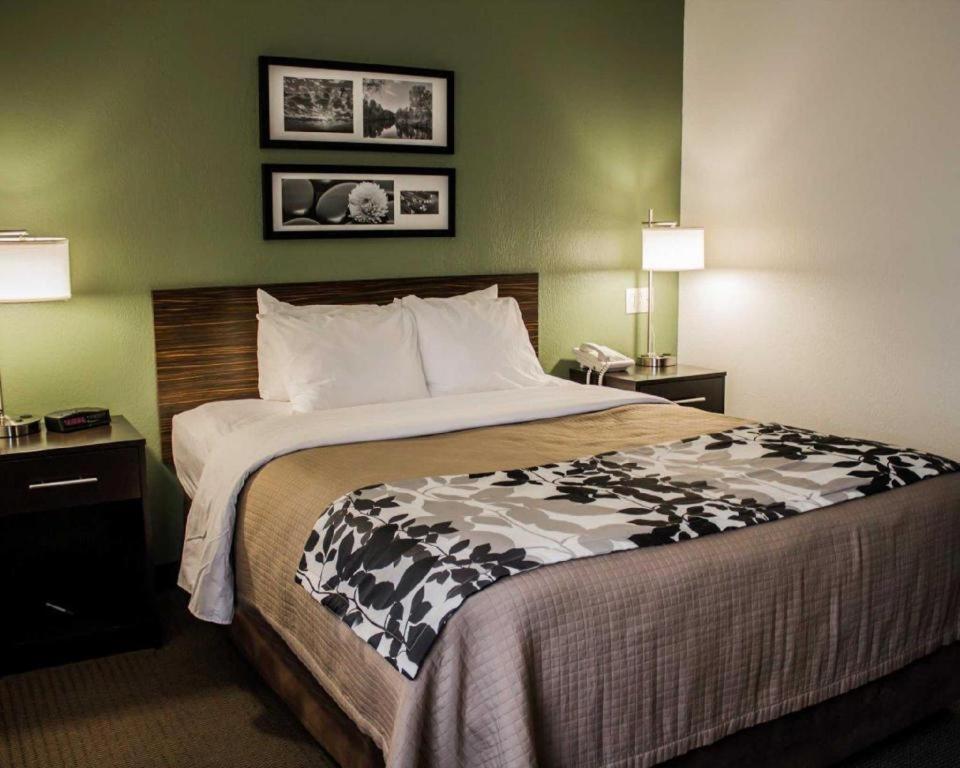 Geistown Sleep Inn מראה חיצוני תמונה