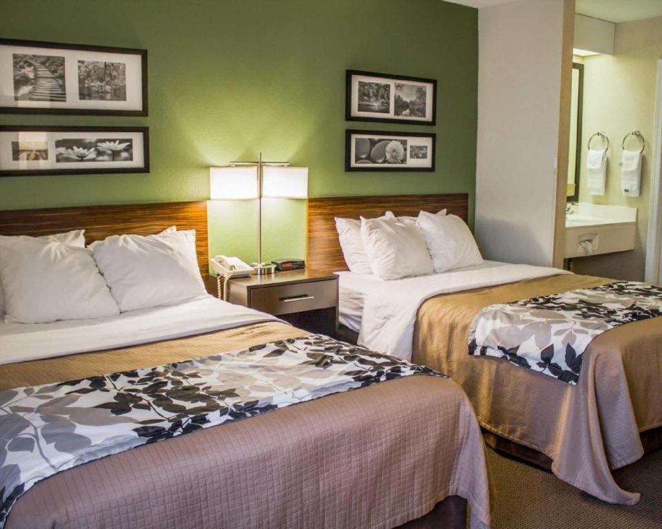 Geistown Sleep Inn מראה חיצוני תמונה
